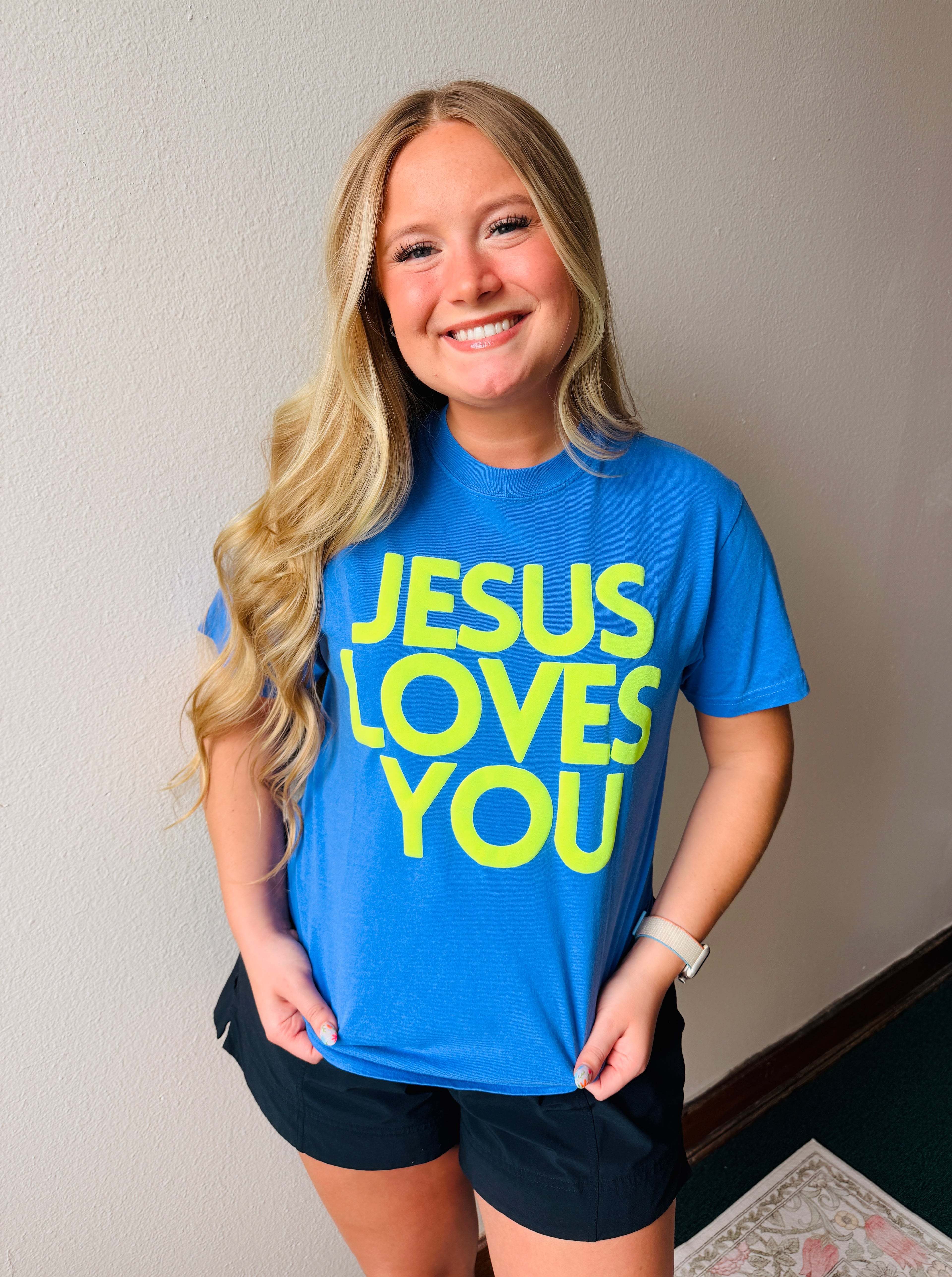 Jesus loves you tee