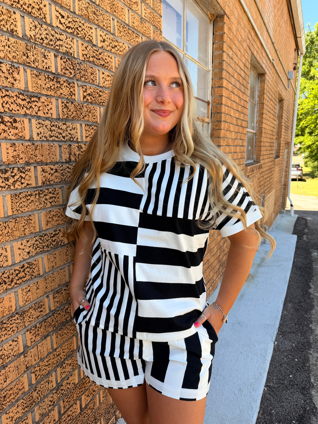 Black and White Stripe Set