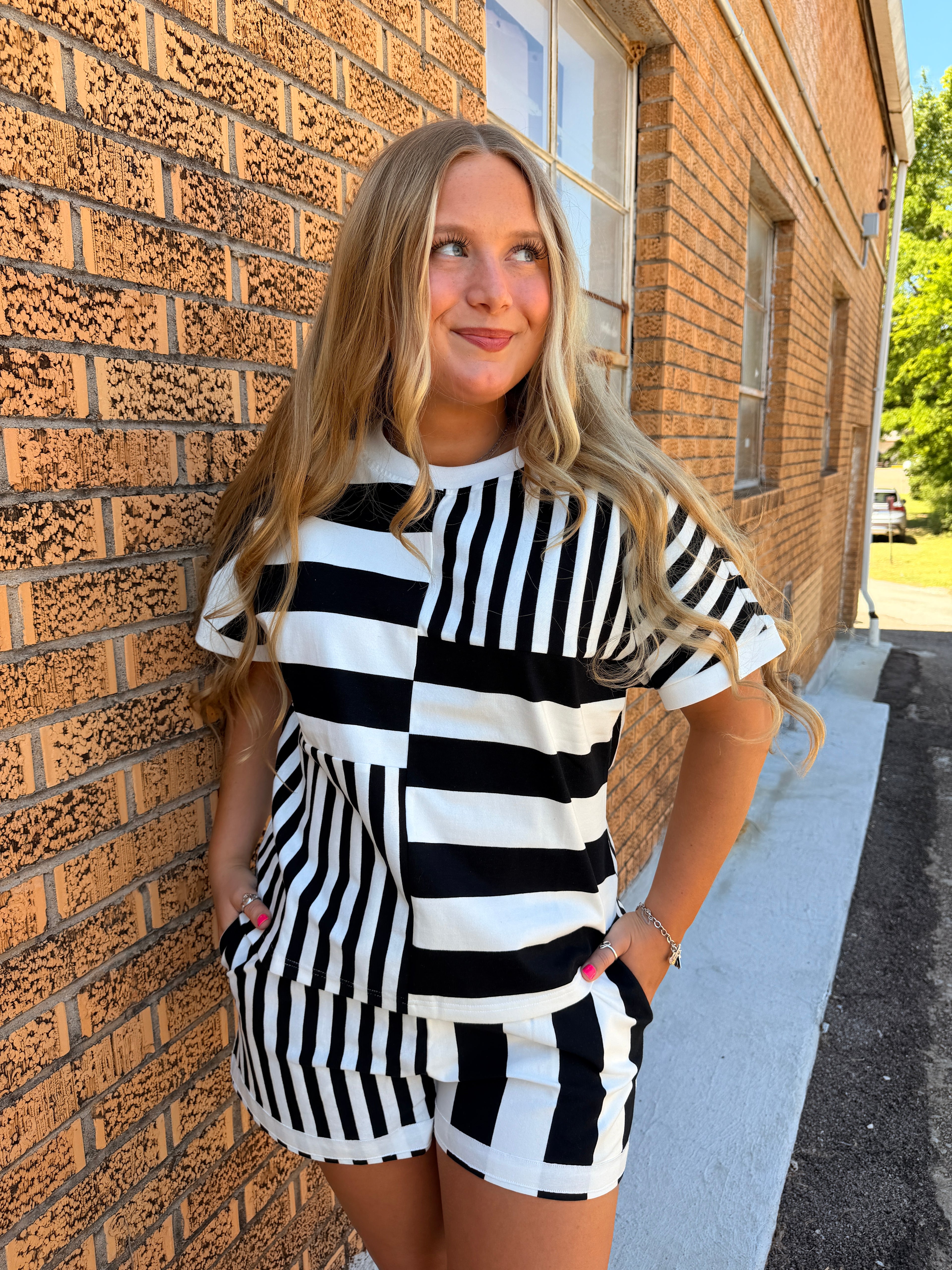 Black and White Stripe Set