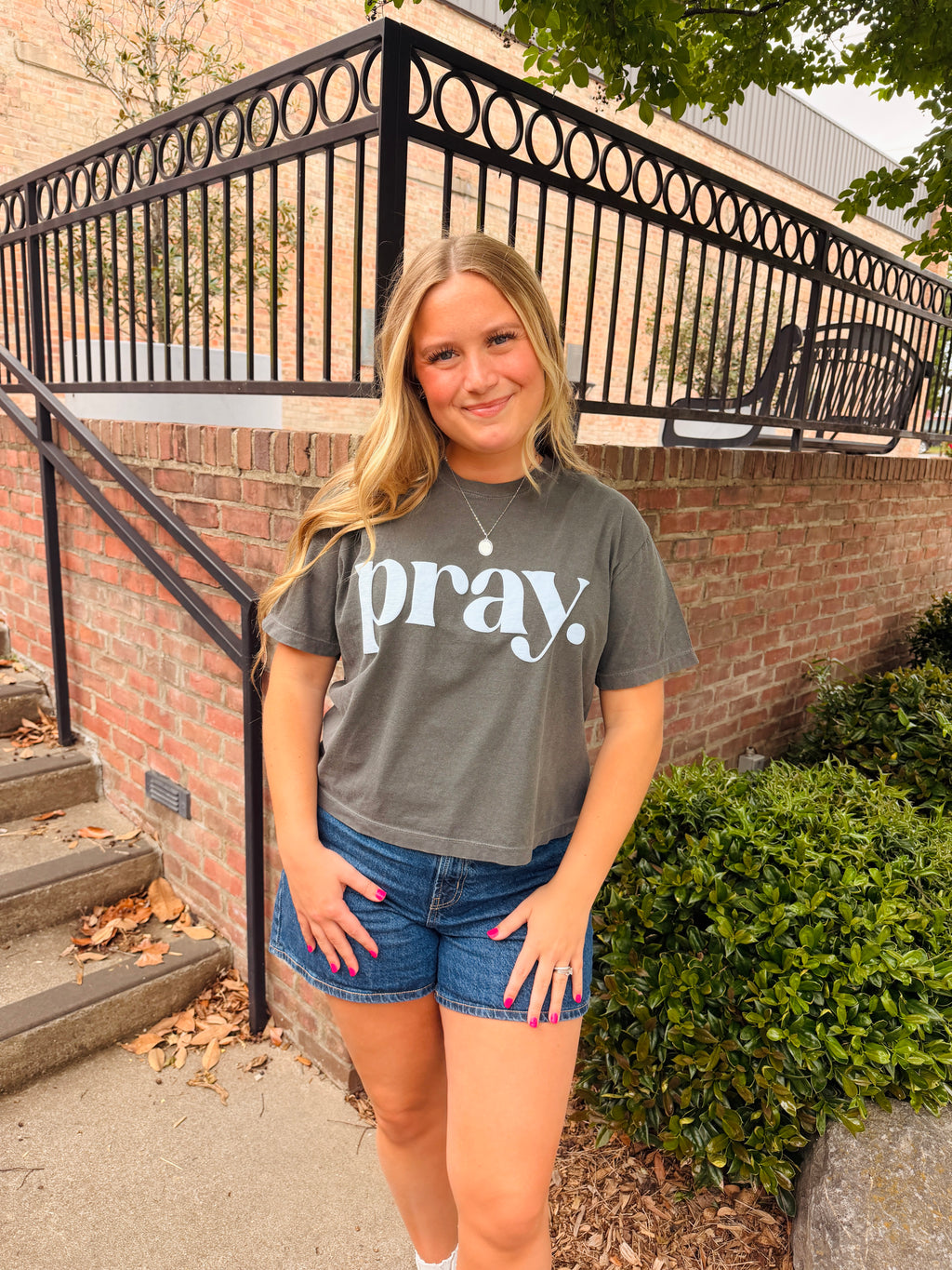 Puff Print Pray Cropped Tee